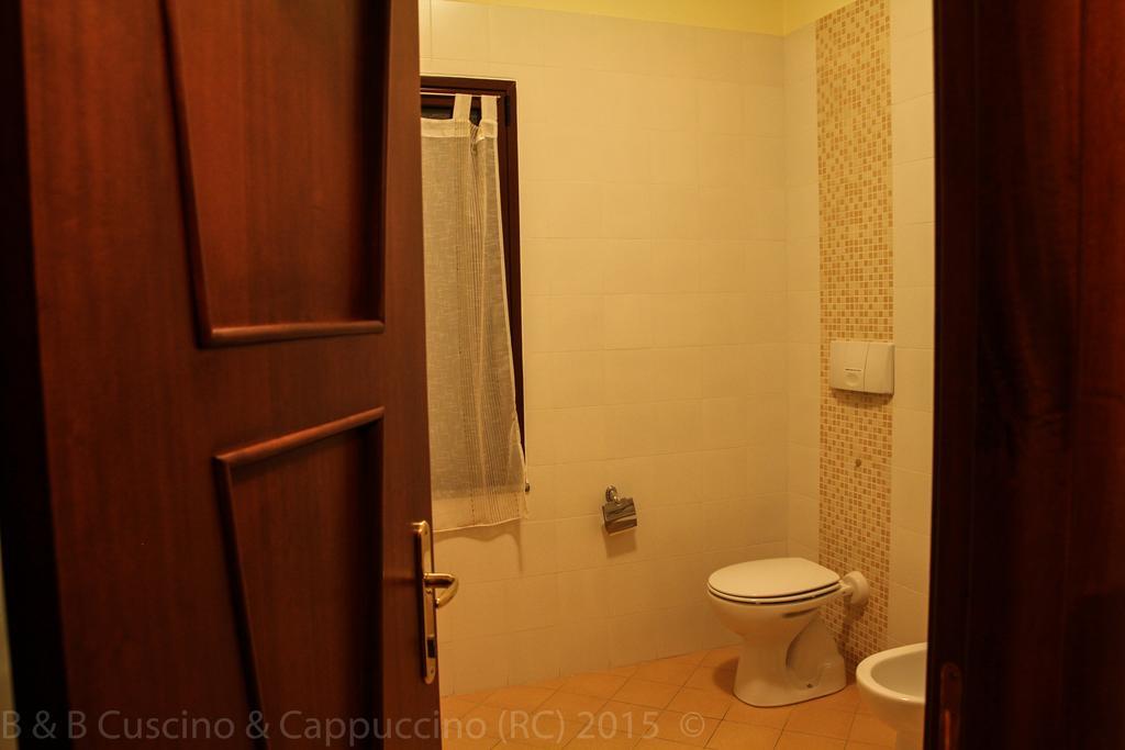 Cuscino & Cappuccino Bed and Breakfast Ρέτζιο ντι Καλάμπρια Δωμάτιο φωτογραφία